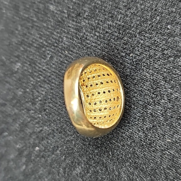 10KT YELLOW GOLD AND DIAMOND DOME WEDDING OR ANNIVERSARY RING - Picture 9 of 14